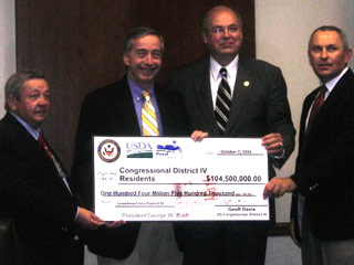 thumbnail image: Mayor Bill Cooper, Congressman Davis, Ken Slone, Senator Borders, and Steve Miller