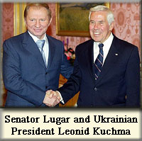 Senator Lugar and Ukrainian President Leonid Kuchma.