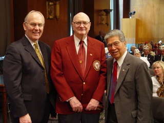 Sen. Craig standing with Idaho veteran Herb Kirchhoff and Sen. Daniel Akaka