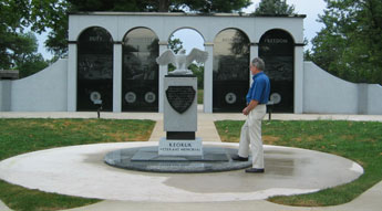 Tom at the Keokuk Veterans Memorial