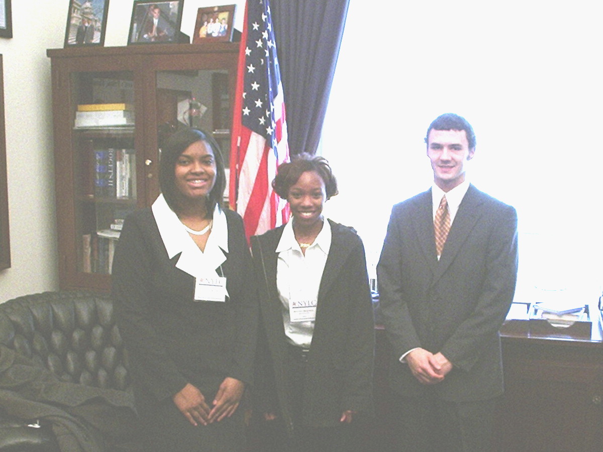 Memphis High School Students visit the Congressional Office