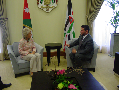 Rep. Harman discusses affairs in the Middle East with King Abdullah of Jordan.