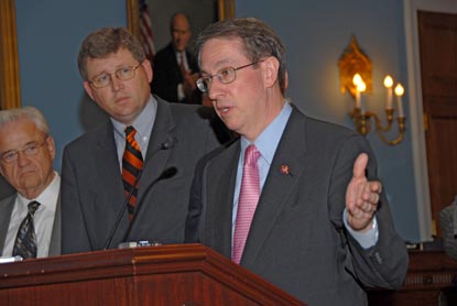 Ranking Member Bob Goodlatte discusses the process of reauthorizing the omnibus agriculture legislation commonly referred to as the 2002 Farm Bill at a press conference on May 17, 2007. 