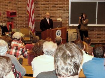 Congressman Bishop addresses the Long Island 2008 Agriculture Forum at Suffolk Community College in Riverhead.