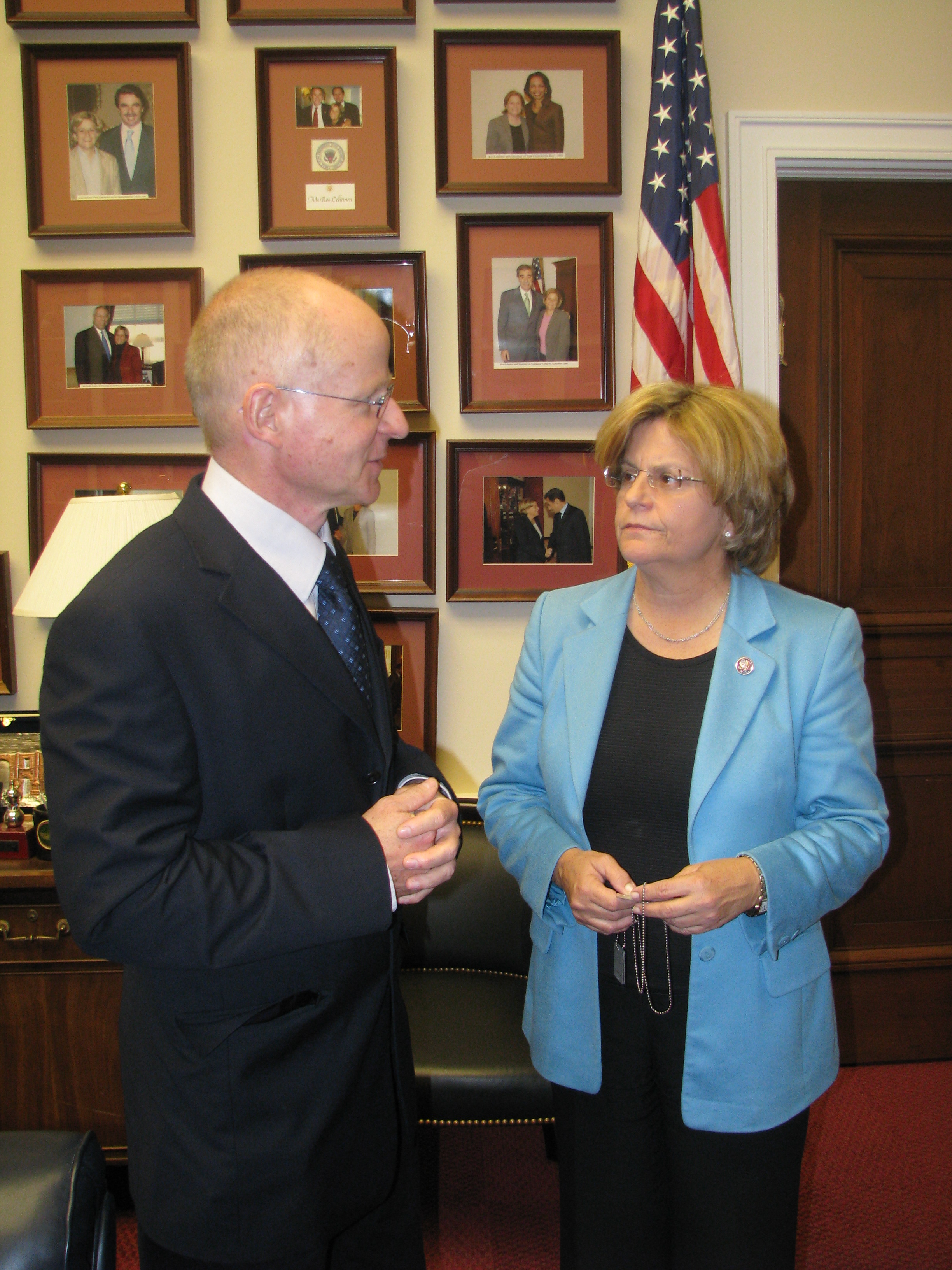 Ranking Member Ileana Ros Lehtinen meets with Noam Shalit, father of kidnapped Israeli soldier Gilat Shalit