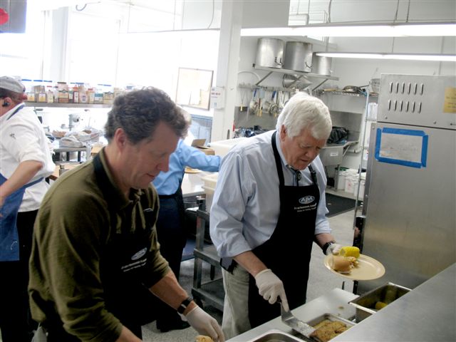 Rep. McDermott Joins Team of Volunteers to Serve 250 Seafood Meals to the Homeless and Unemployed 