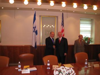 Congressman Neugebauer meets with Israeli Prime Minister Ehud Olmert after a discussion on combating global terrorism