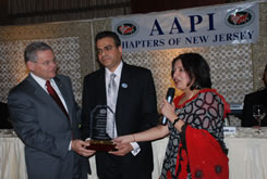 Menendez Receives Award from AAPI
