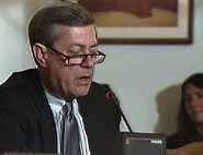 Congressman Linder leads Rules Committee meeting