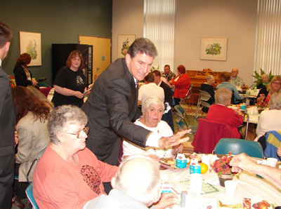 Manchin Enjoys Holiday Lunch with Seniors