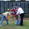 Congressman Berry lays a wreath in front of the Vietnam Veterans Moving Wall Memorial in Marion, Arkansas. (August 10, 2006)