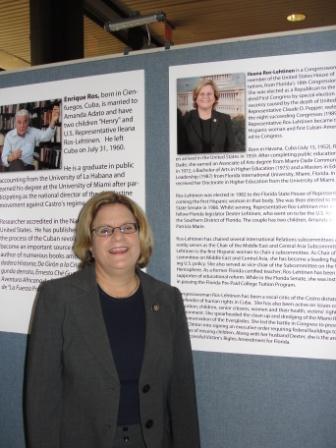 Ileana honored at "Cubans in America" exhibit