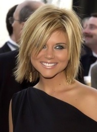 Cute cut. If I had the guts to cut my hair this would be what I would get