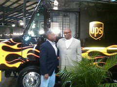 Rep. West visits UPS workers in Riviera Beach