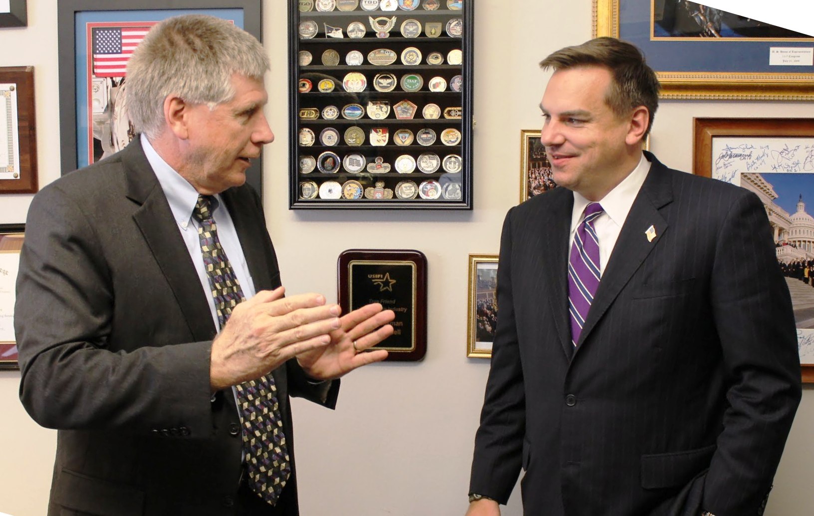 Rep. Larry Kissell welcomed Congressman-elect Richard Hudson to his Washington office today. 