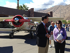 Rep. Issa attends Aircraft Owners and Pilots Association (AOPA) Aviation Summit in Palm Springs