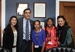 Rep. Issa meets with students from Vista Boys and Girls Club
