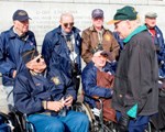 Senator Kohl Greets WWII Veterans in Washington, DC