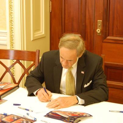 Photo: Today I wrote holiday letters to some of our overseas servicemen and women as part of the Red Cross’ Holiday Mail for Heroes Program. This is a great opportunity for everyone to support members of our military by sending a heartfelt message to them during this holiday season. http://www.redcross.org/support/get-involved/holiday-mail-for-heroes