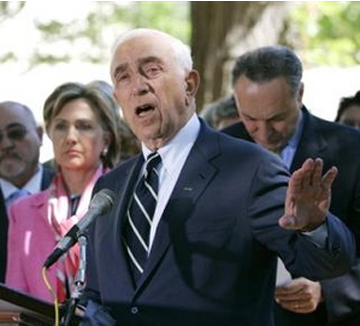 Senator Lautenberg joined the families of the Americans who were killed in the terrorist bombing of Pan Am Flight 103. Senator Lautenberg announced that he had introduced a resolution demanding that the U.S. government not renew diplomatic ties with Libya until the Libyan government honors its commitments to the families. May 24, 2006. (AP Photo)
