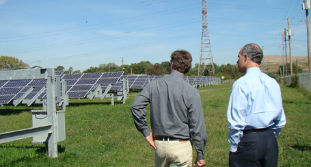 Senator Casey tours the Exelon-Conergy Solar Energy Center