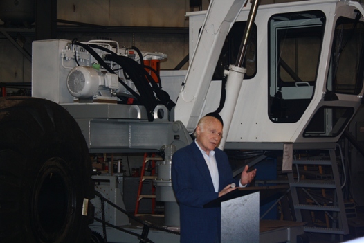 Senator Kohl visited Ashland Industries and met with local workforce leaders