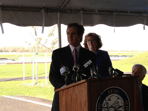 October 31, 2011 - Congressman Higgins Announces the Completion of the Newest Outer Harbor Project at the Union Ship Canal