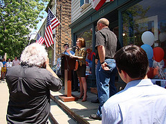 Rep. Hayworth congratulated Putnam County Young Republicans at their grand opening ribbon cutting ceremony on Saturday, July 16th