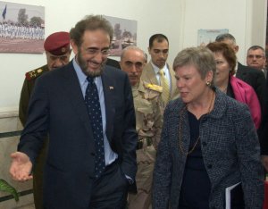 Photo of Acting Undersecretary Gottemoeller and Iraqi Minister of Culture
