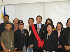 Rep. Becerra with Filipino veterans of World War II