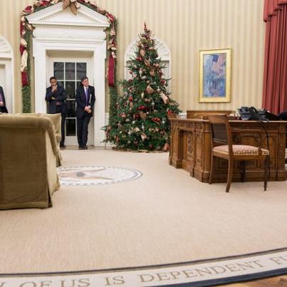 Photo: Photo of the Day: President Obama talks on the phone in the Oval Office, Dec. 11, 2012: http://wh.gov/photos