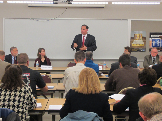 Congressman Guinta hosted another Manufacturing Summit at Lakes Region Community College in Laconia, NH