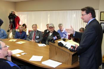 Representative Peters speaking with Oakland County residents about economic recovery