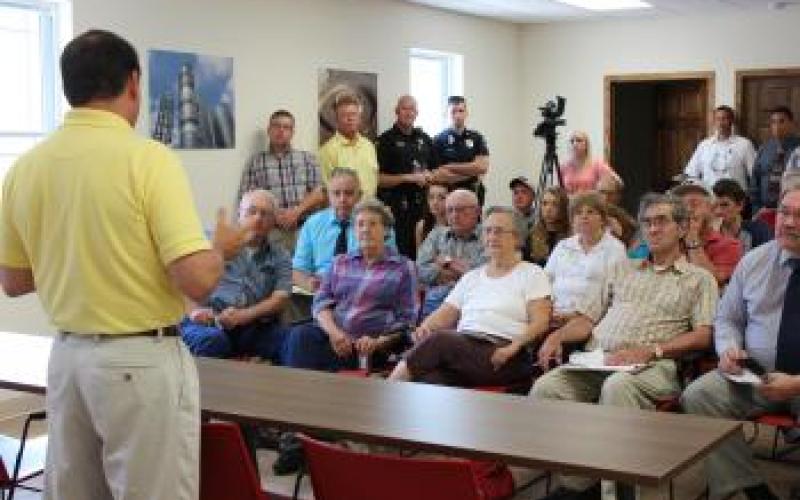Congressman Graves holds a Town Hall meeting in Canton in August 2013