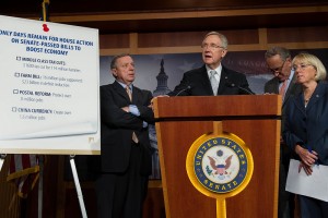 Senator Reid at press conference on economy