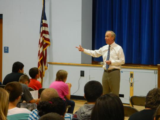 Frelinghuysen meets with students from the Haskell School in Wanaque