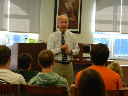 Rep. Frelinghuysen holds a discussion with Mountain Lakes High School students