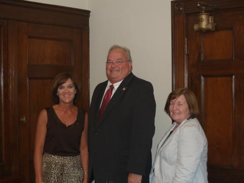 Congressman Long meets with Tammy Condren and Faye Peters of the Missouri Association of Elementary of Elementary School Principals