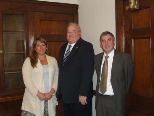 Congressman Long meets with Suzette Huntress and Tim Swinford of the Missouri Coalition of Community Mental Health Centers