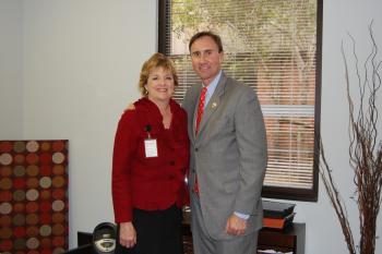 Congressman Olson visits the Fort Bend County Family Health Center