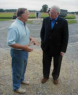 Congressman PItts talking to a constituent