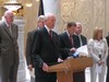 Senator Hatch addresses the Energy Crisis at Utah Capitol