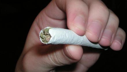 Cannabis abuse triples risk of psychosis: Study