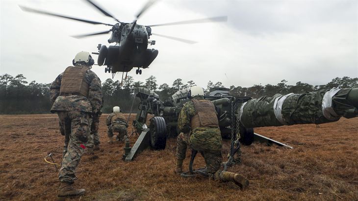 Marines prepare a 155 mm howitzer during a helicopter support team exercise at Marine Corps Base Camp Lejeune, N.C., Dec. 13, 2016. Marine Corps photo by Sgt. Anthony Quintanilla
