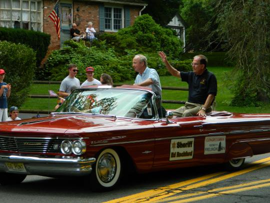 Rep. Frelinghuysen attends the Florham Park July 4th parade