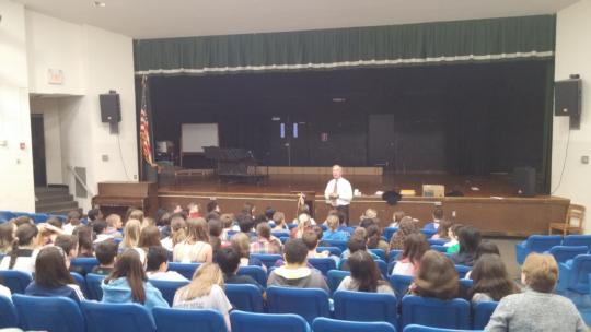 Rep. Frelinghuysen meets with George Washington Middle School students in Wayne