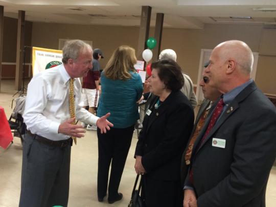 Rep. Frelinghuysen answers questions from constituents at Wayne UNICO