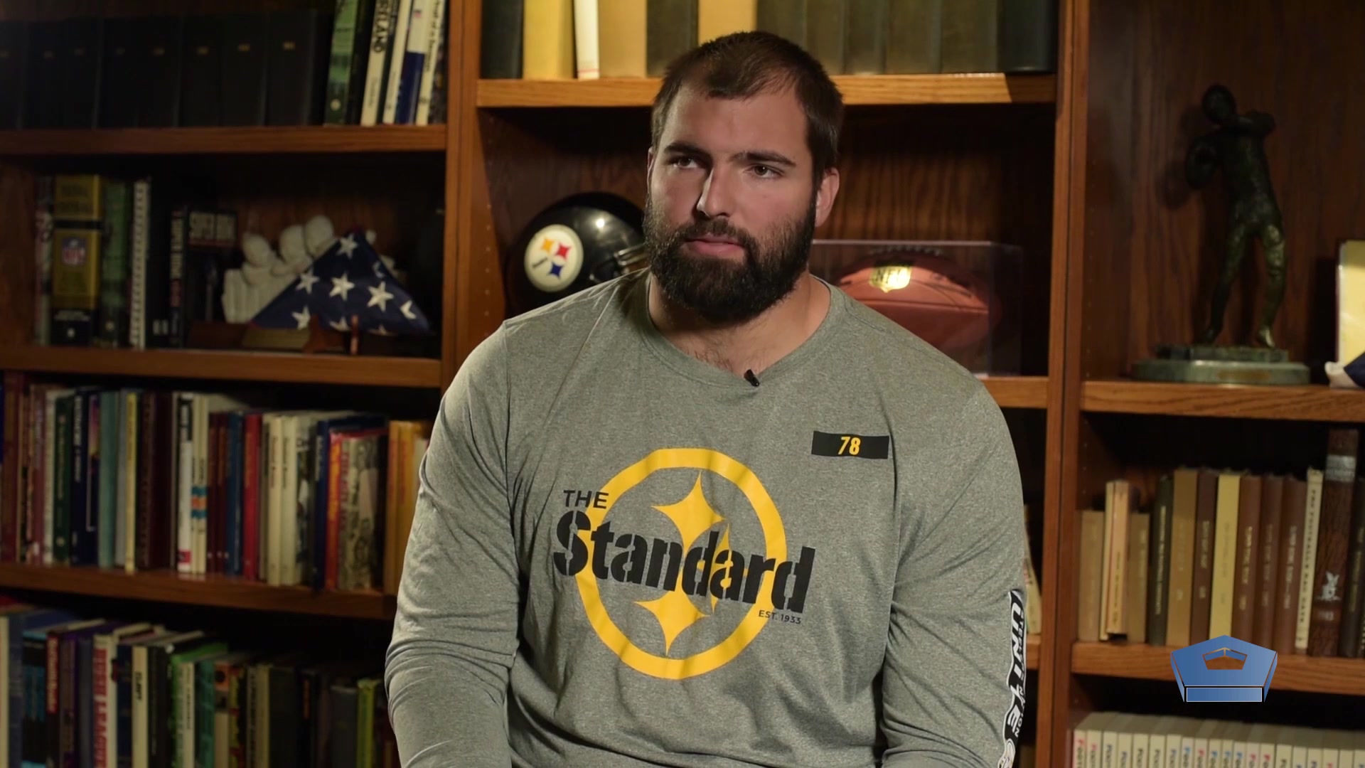 Alejandro Villanueva went from defending our country in the trenches of Afghanistan to defending the blind side of NFL quarterbacks in the trenches of an offensive line. He says the two worlds are different, yet they share certain traits.