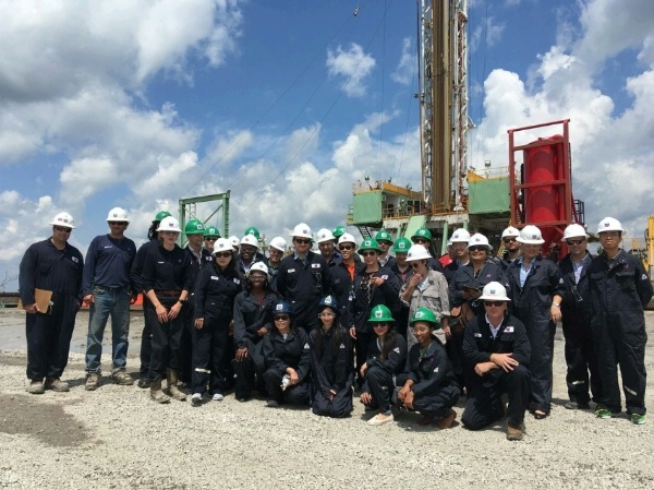 State Department energy officers visit a gas rig in Washington County, Pennsylvania. American energy security begins here! We are working diplomatically to promote U.S. LNG exports to help diversify global energy supplies and to deepen global energy security.