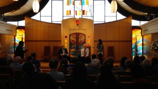 Congressman Frelinghuysen speaks with Livingston constituents at Temple Emanu-El